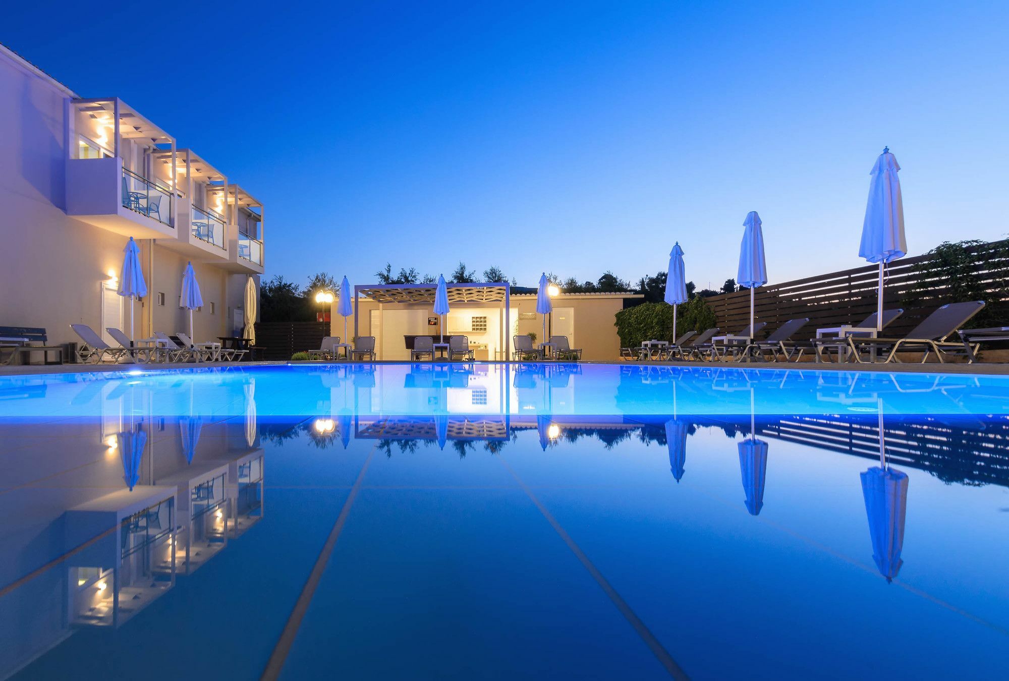 Vice Hotel Laganas Ngoại thất bức ảnh
